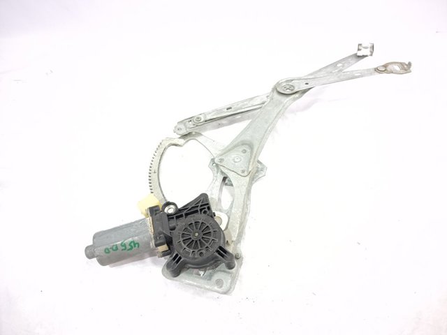 Motor de acionamento de vidro da porta dianteira direita 0130821709 MERCEDES