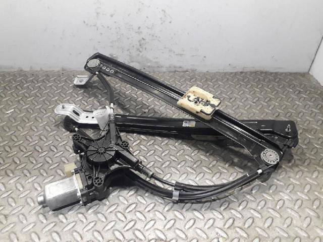 Motor de acionamento de vidro da porta dianteira esquerda 0130822077 VAG