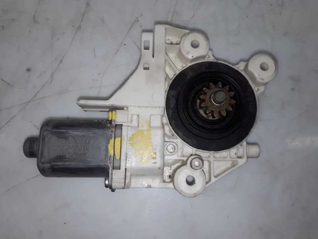 Motor de acionamento de vidro da porta dianteira esquerda 0130822217 FORD