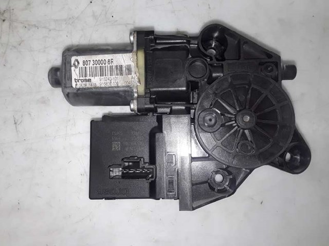 Motor de acionamento de vidro da porta dianteira esquerda 0130822479 RENAULT