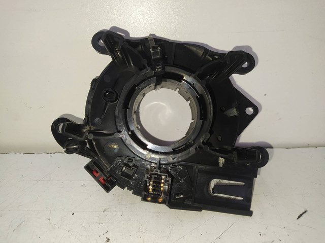 01404015 BMW