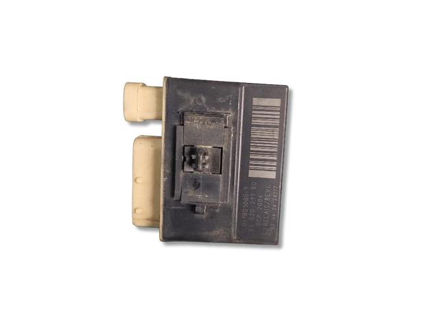 Regulador de revoluções de ventilador de esfriamento (unidade de controlo) 018010951 PEUGEOT