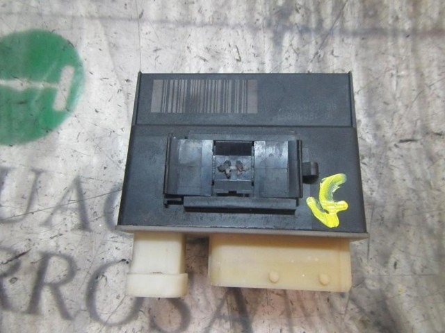 Regulador de revoluções de ventilador de esfriamento (unidade de controlo) 018010951 PEUGEOT