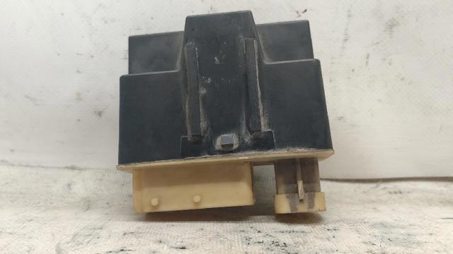 Regulador de revoluções de ventilador de esfriamento (unidade de controlo) 018010951 PEUGEOT
