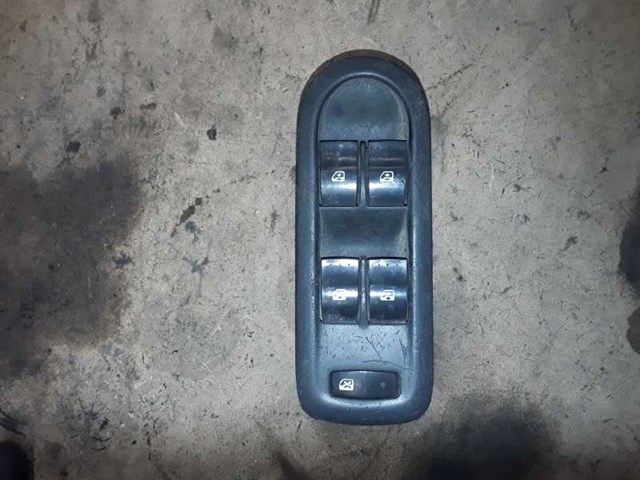 025330 Renault (RVI)