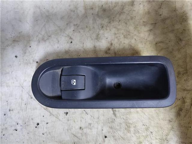 025330 Renault (RVI)