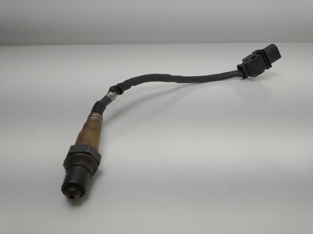 0281004018 BMW