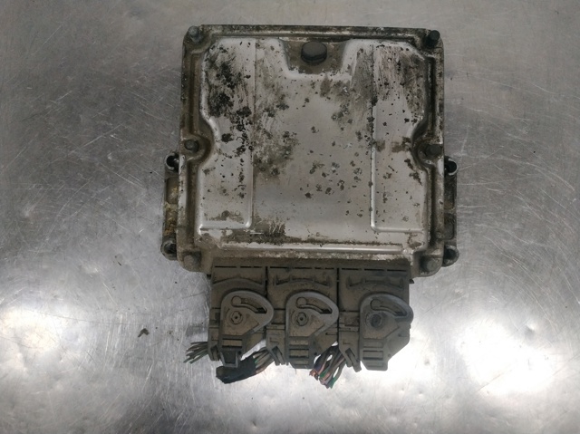 Módulo de direção (Centralina eletrônica) de motor 0281011101 RENAULT