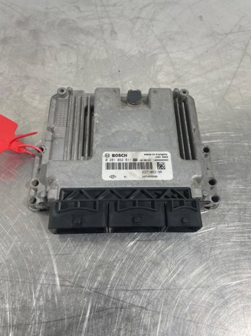 Módulo de direção (Centralina eletrônica) de motor 0281032811 RENAULT