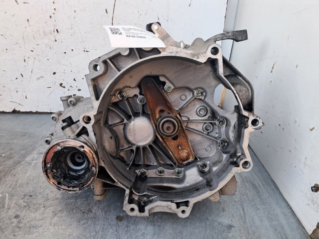 02T300020C VAG