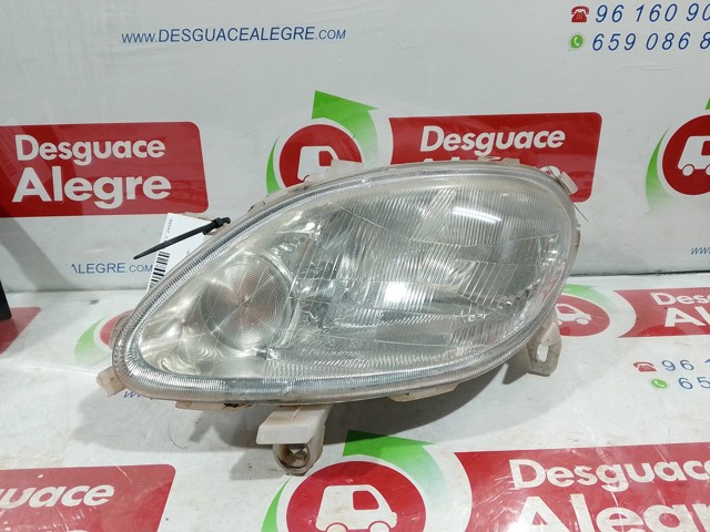 Luz esquerda 0301088313 MERCEDES
