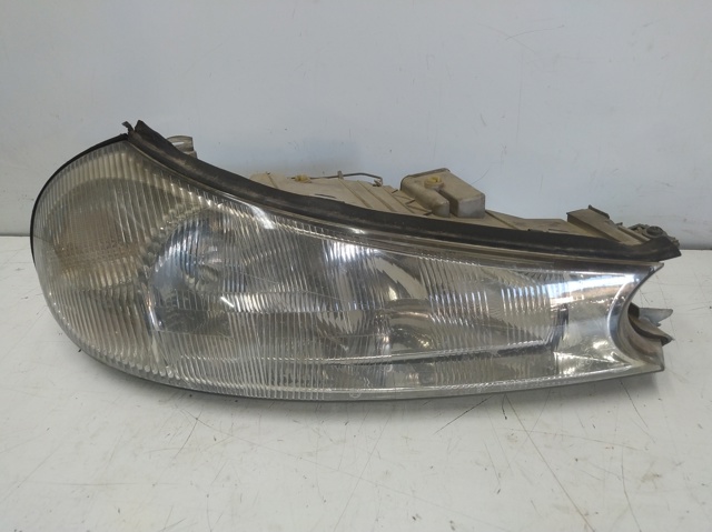 Luz direita 0301098002 FORD