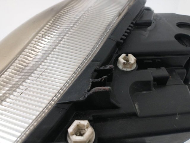 Luz direita 0301178274 MERCEDES