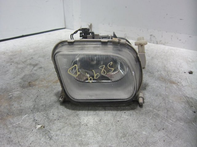 Luzes de nevoeiro direitas 0305050002 MERCEDES