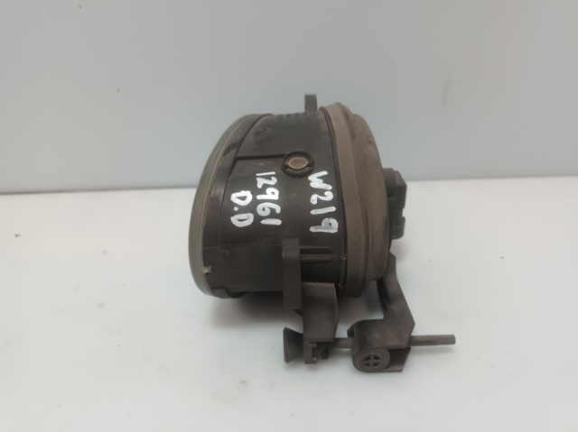 Luzes de nevoeiro direitas 0305077002 MERCEDES