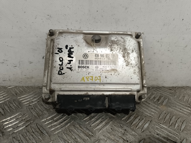 Módulo de direção (Centralina eletrônica) de motor 030906032CG VAG