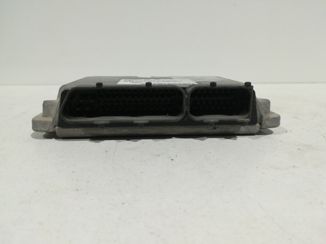 036906014AQ VAG