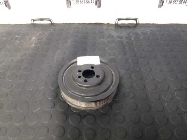 Polia de cambota 038105243F VAG