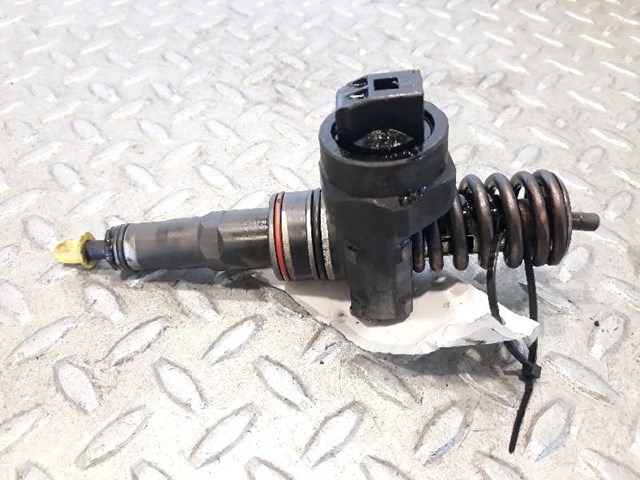 Injetor de injeção de combustível 038130073F VAG