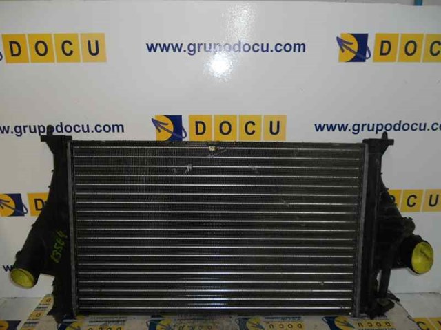 Radiador de intercooler 0384E8 PEUGEOT