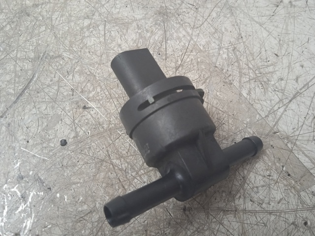 Sensor de temperatura de combustível 038906081B VAG