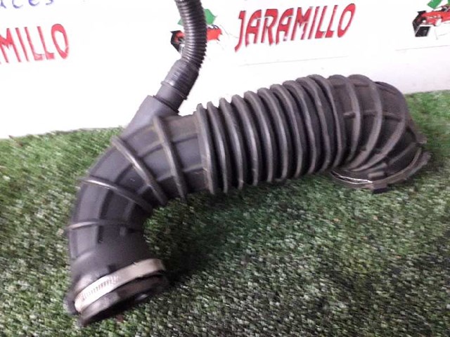 Cano derivado de ar, saída de filtro de ar 03G129629 VAG