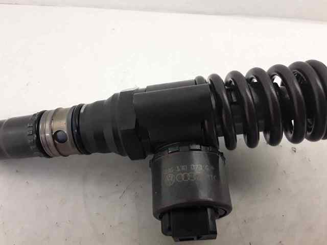 Injetor de injeção de combustível 03G130073G CHRYSLER
