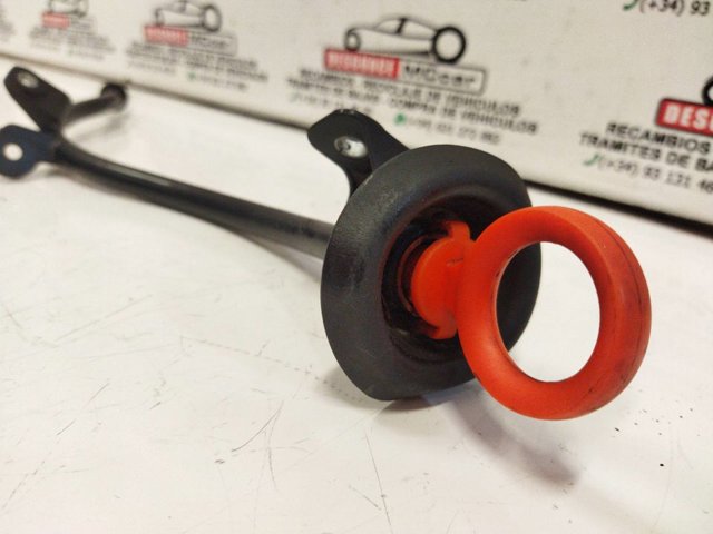 Guia de sonda indicador do nível de óleo no motor 03L103634 VAG