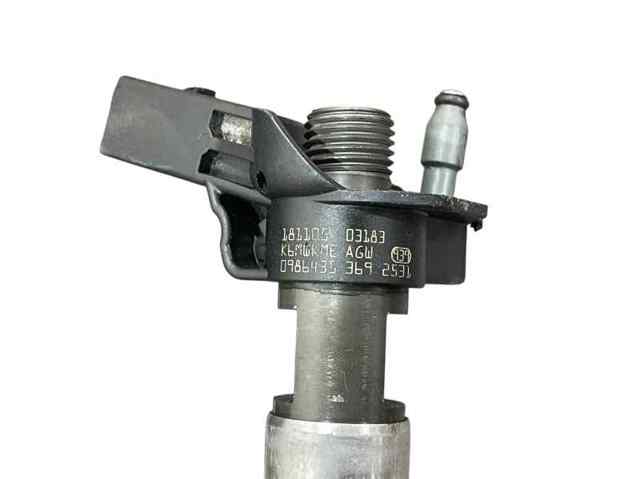 Injetor de injeção de combustível 03L130277C VAG