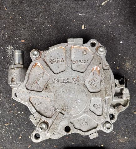 Bomba a vácuo 03L145100 VAG
