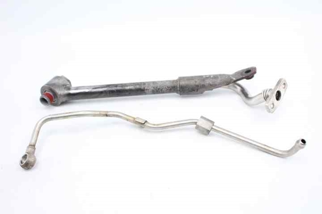 Tubo (mangueira) de derivação de óleo de turbina 03L145535A VAG