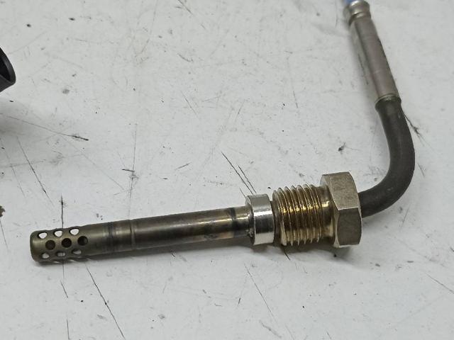 Sensor de temperatura dos gases de escape (GE), até o catalisador 03L906088AB VAG