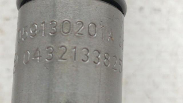 0432133825 VAG