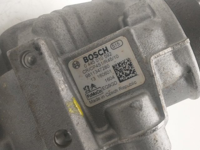 0445010592 Ford