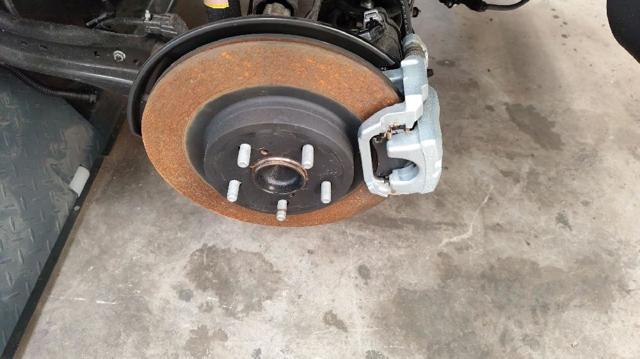 Kit de reparação de suporte do freio traseiro Toyota RAV4 V A5,H5 ao melhor preço