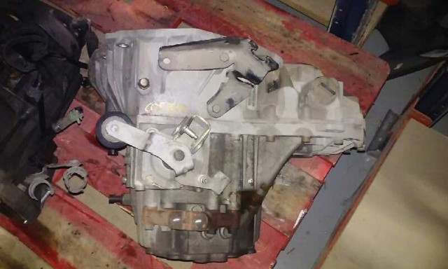 04668909AG Chrysler