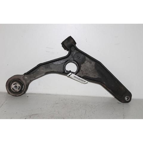 Braço oscilante inferior esquerdo de suspensão dianteira 04766423AF CHRYSLER