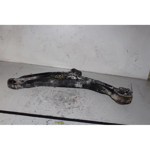 Braço oscilante inferior esquerdo de suspensão dianteira 04766423AF CHRYSLER
