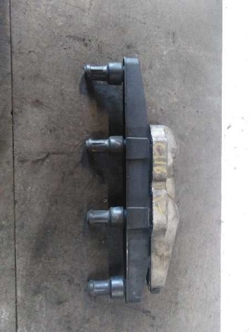 047905104 VAG