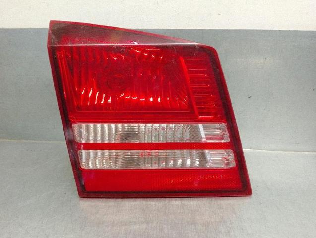 Lanterna traseira esquerda interna 04806369AD CHRYSLER