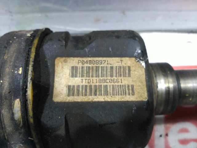 Semieixo (acionador) dianteiro esquerdo 04808971 CHRYSLER