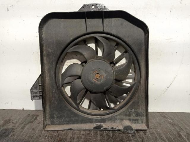 Ventilador elétrico de esfriamento montado (motor + roda de aletas) direito 04809170AC CHRYSLER