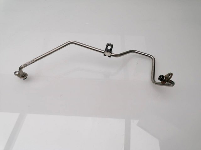 Tubo (mangueira) de fornecimento de óleo de turbina 04E145140L VAG