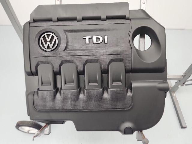 Tampa de motor decorativa 04L103925K VAG