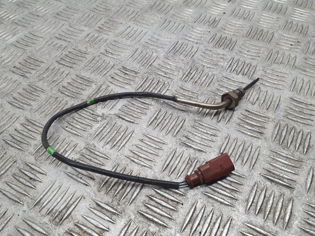 Sensor de temperatura dos gases de escape (GE), antes de turbina 04L906088 VAG