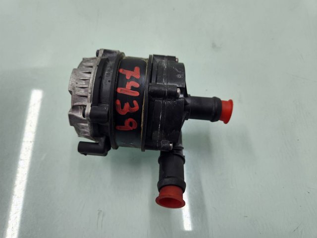 Bomba de água (bomba) de esfriamento, adicional elétrica 04L965567A VAG