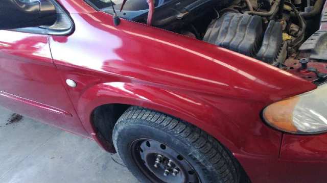 Pára-lama dianteiro direito para Chrysler Voyager RG, RS