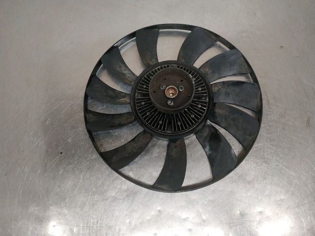 Ventilador (roda de aletas) do radiador de esfriamento 058121301B VAG