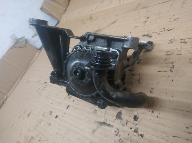 Bomba de óleo 059115105H VAG