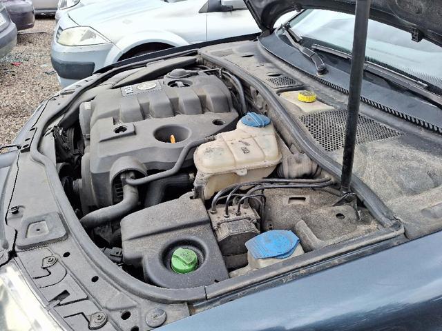 068911024EX VAG